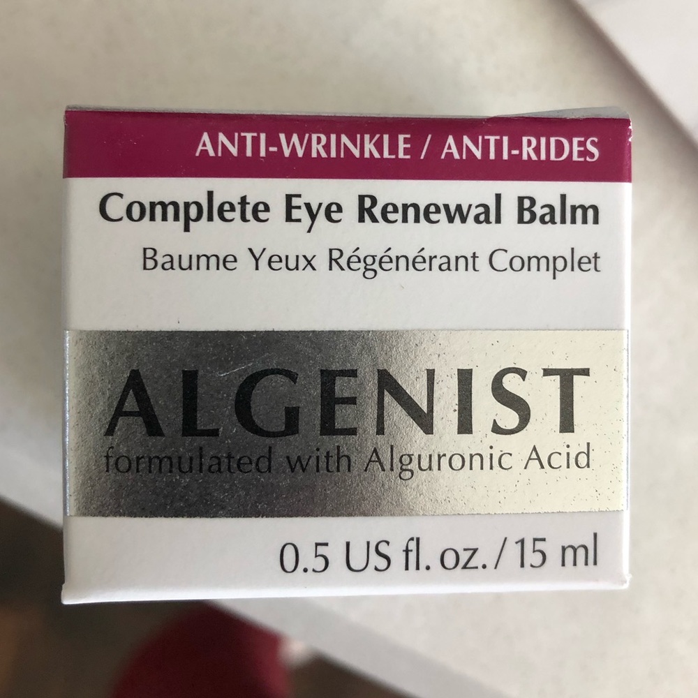 Algenist eye renewal balm